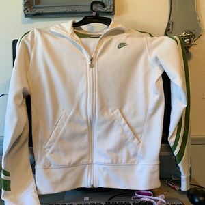 Nike Jacket White with green stripe Size medium 8-10